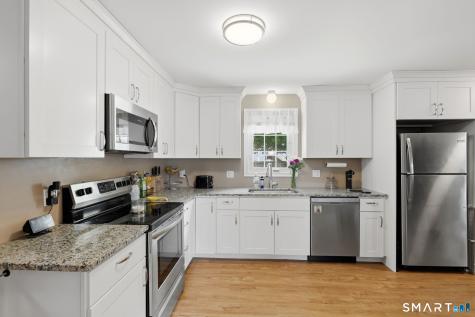 71 Smith Street Putnam CT 06260