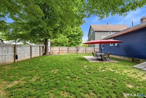 71 Smith Street Putnam CT 06260