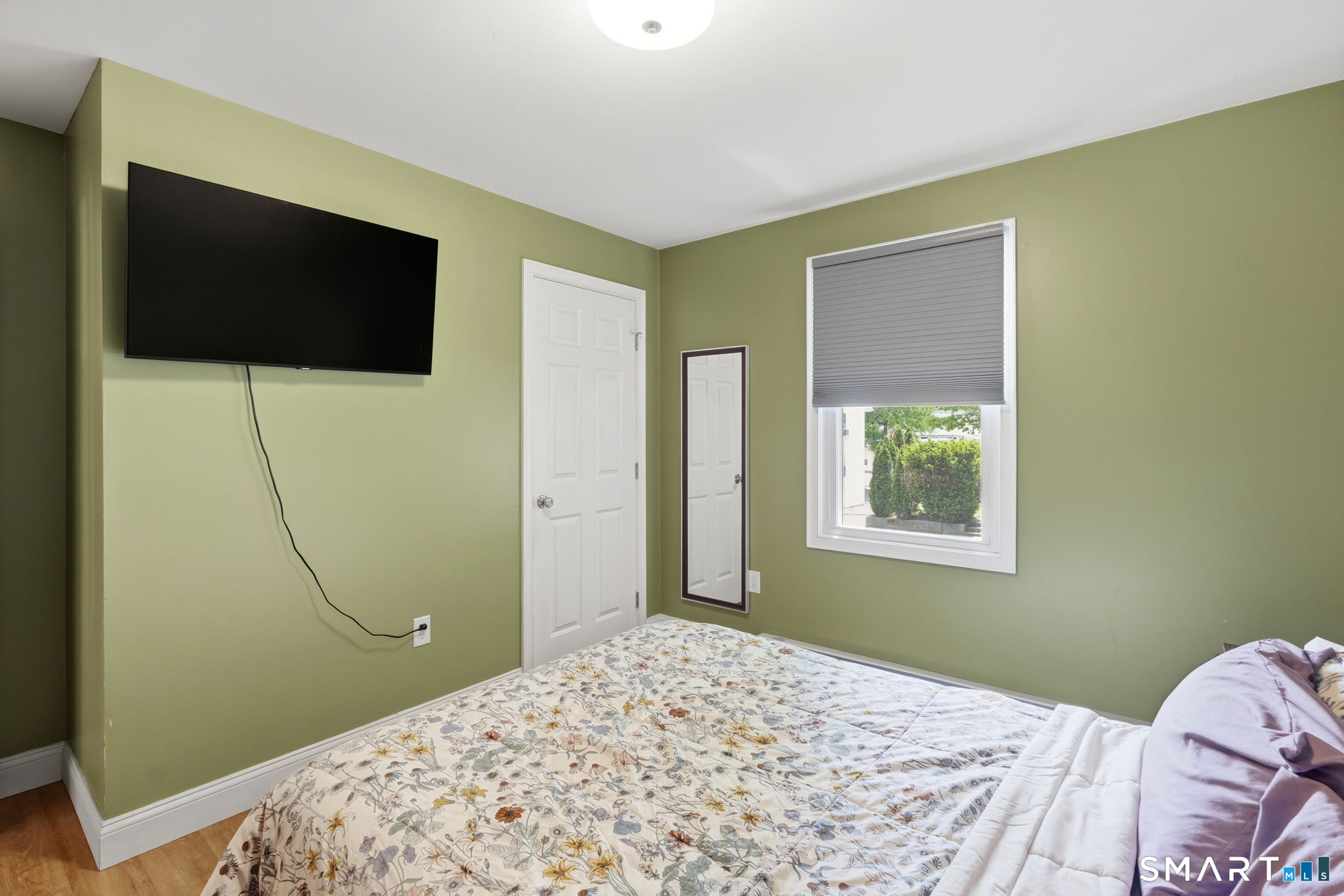 71 Smith Street Putnam CT 06260