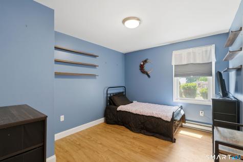 71 Smith Street Putnam CT 06260