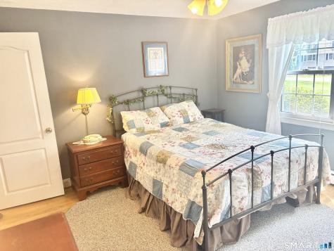 882 Avery Street South Windsor CT 06074