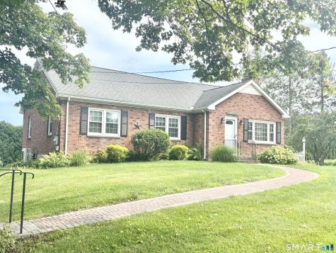 882 Avery Street South Windsor CT 06074