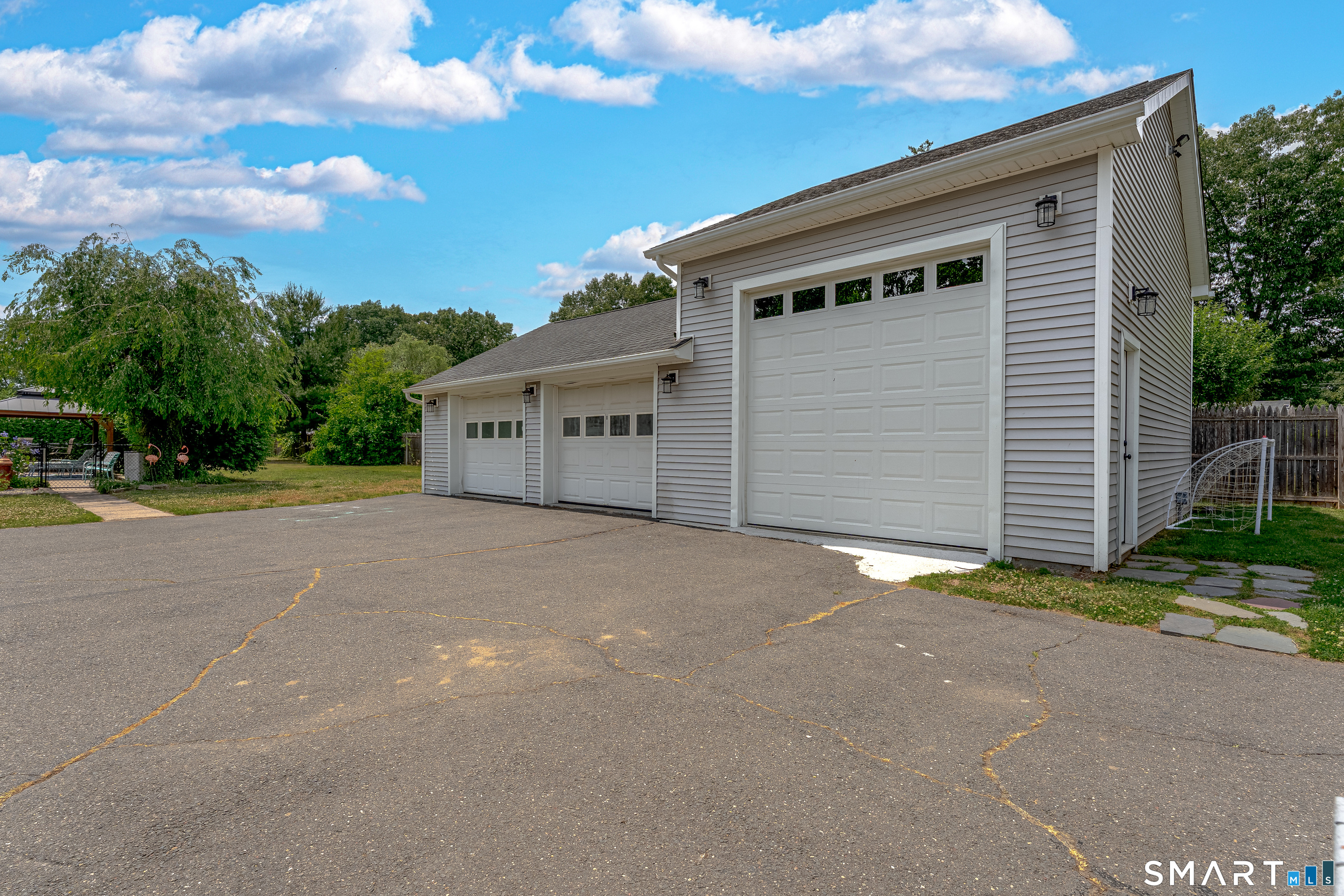 443 North Street Windsor Locks CT 06096