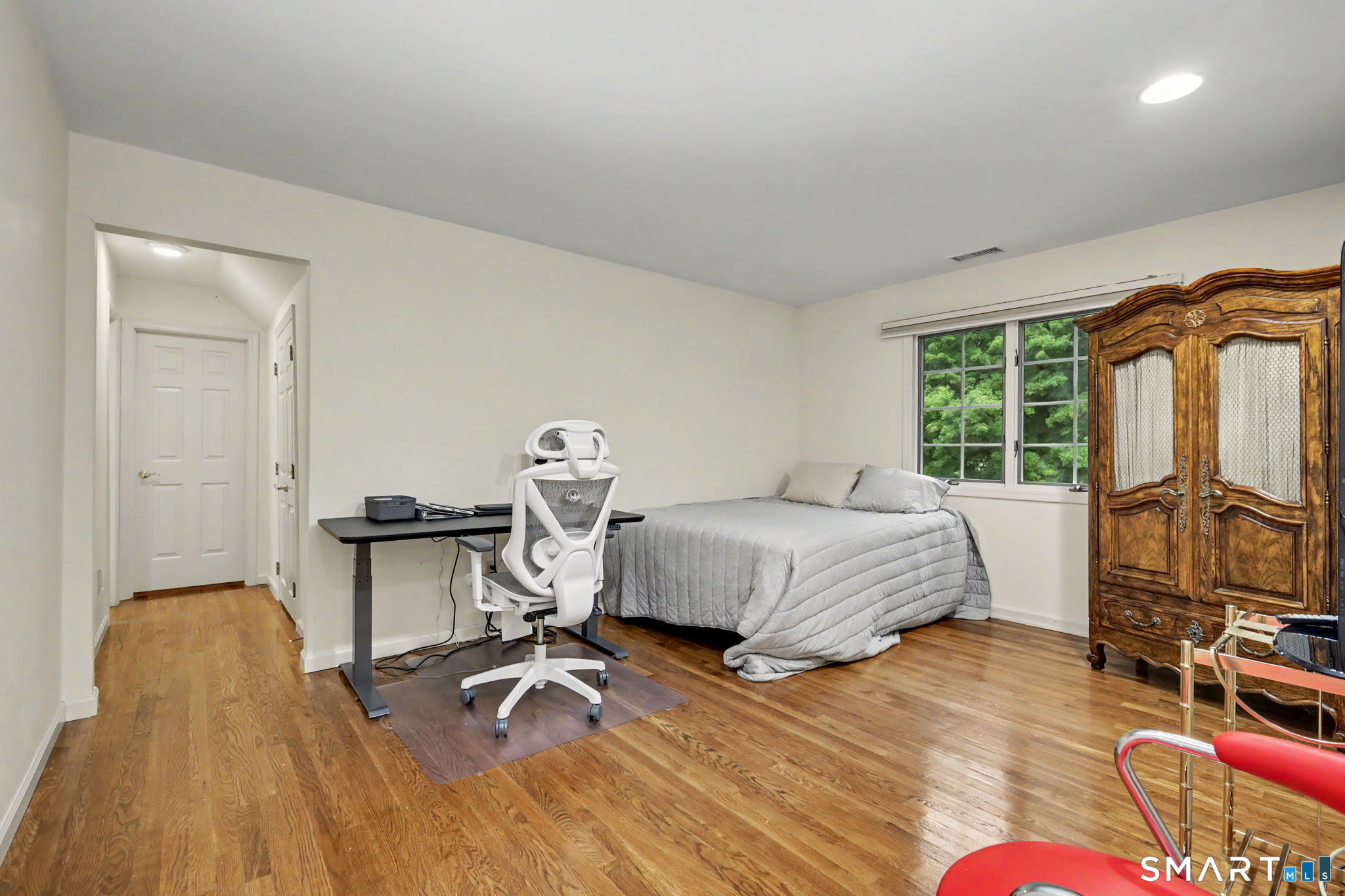 97 Brookhollow Lane Stamford CT 06902