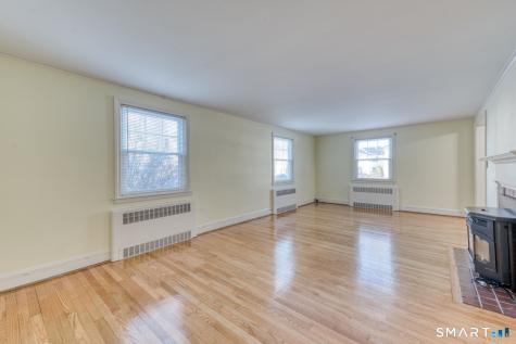 155 Holland Lane East Hartford CT 06118