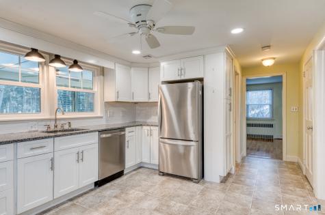 155 Holland Lane East Hartford CT 06118