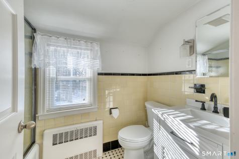 155 Holland Lane East Hartford CT 06118