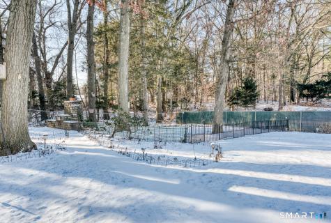 155 Holland Lane East Hartford CT 06118