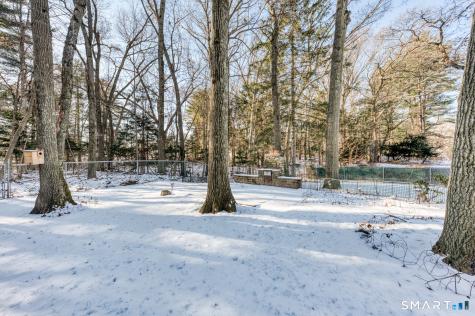 155 Holland Lane East Hartford CT 06118