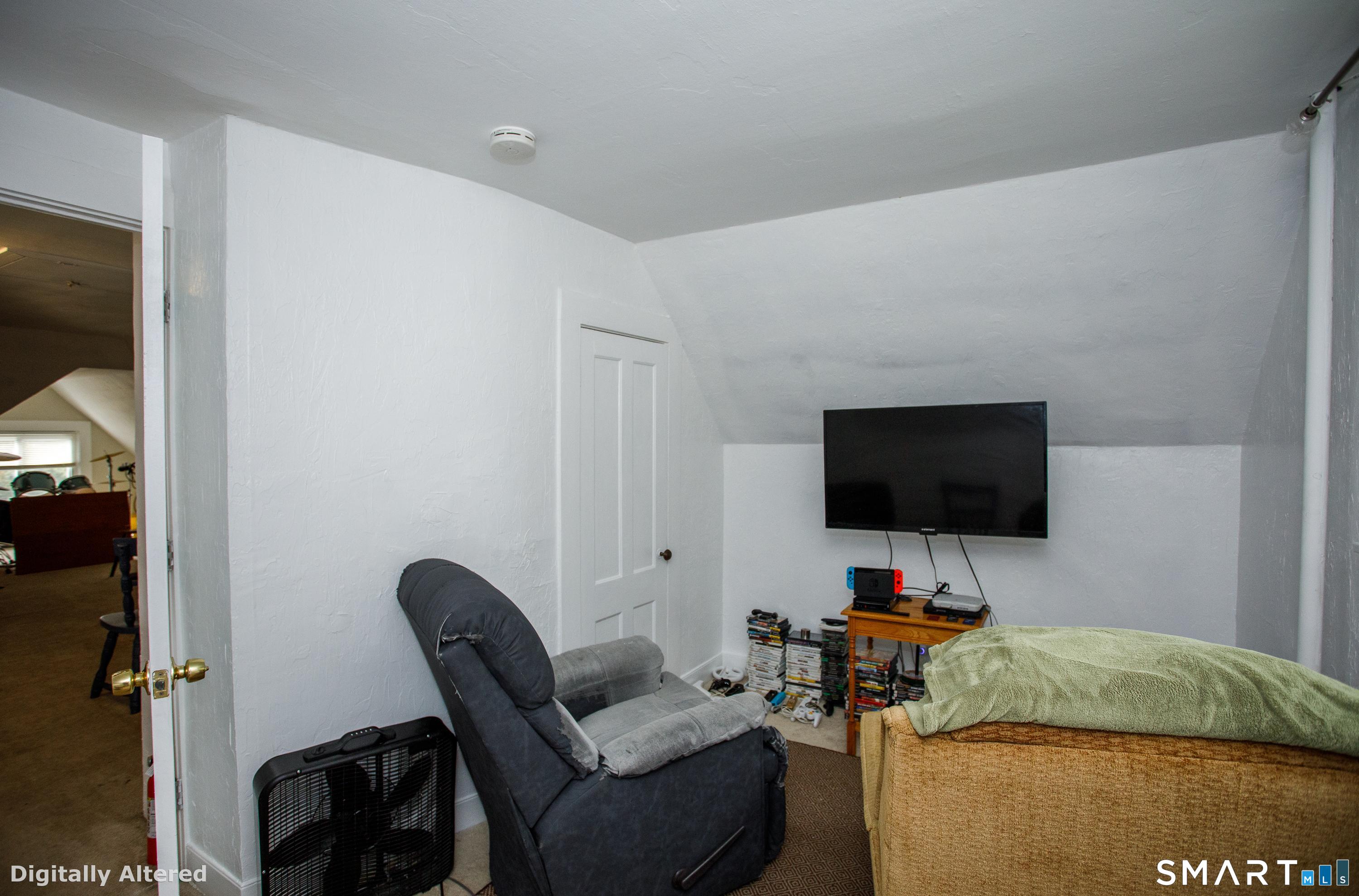 27 West Street New London CT 06320