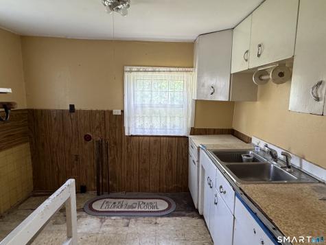 59 Olive Street Waterford CT 06385