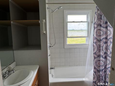 59 Olive Street Waterford CT 06385