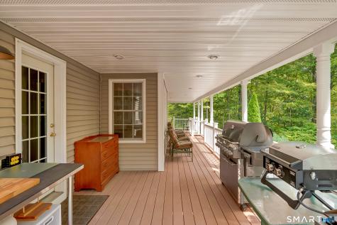 4 Bishop Road Oxford CT 06478