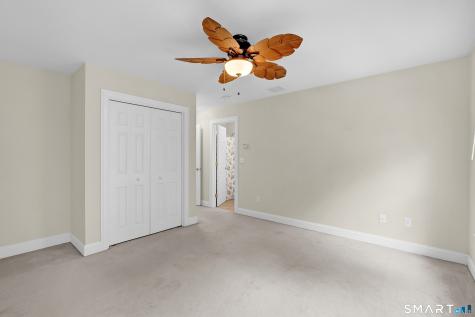 4 Bishop Road Oxford CT 06478