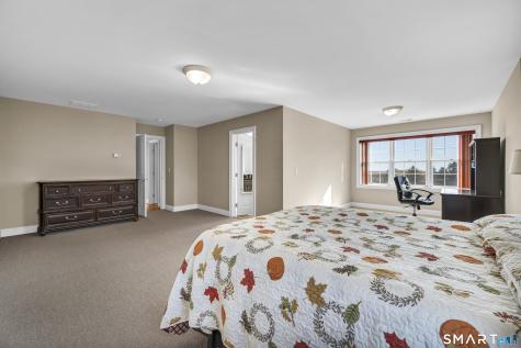5 Skyline Drive East Hampton CT 06424