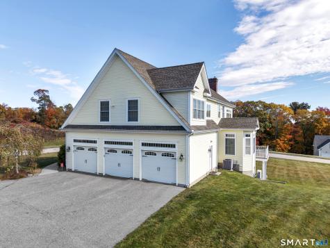 5 Skyline Drive East Hampton CT 06424
