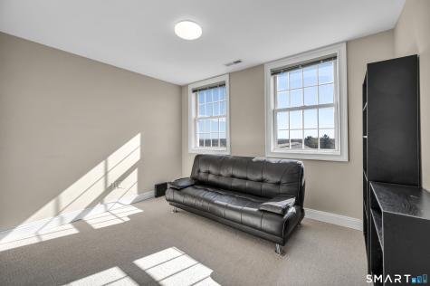 5 Skyline Drive East Hampton CT 06424