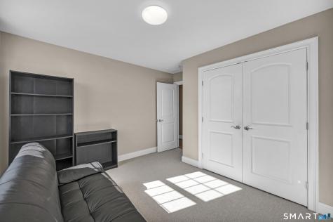 5 Skyline Drive East Hampton CT 06424