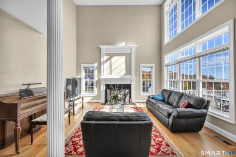 5 Skyline Drive East Hampton CT 06424
