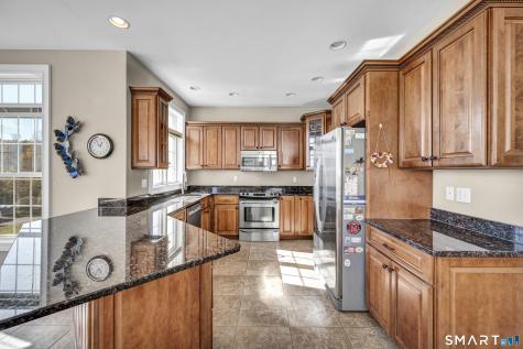 5 Skyline Drive East Hampton CT 06424
