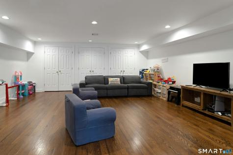 374 Michigan Road New Canaan CT 06840
