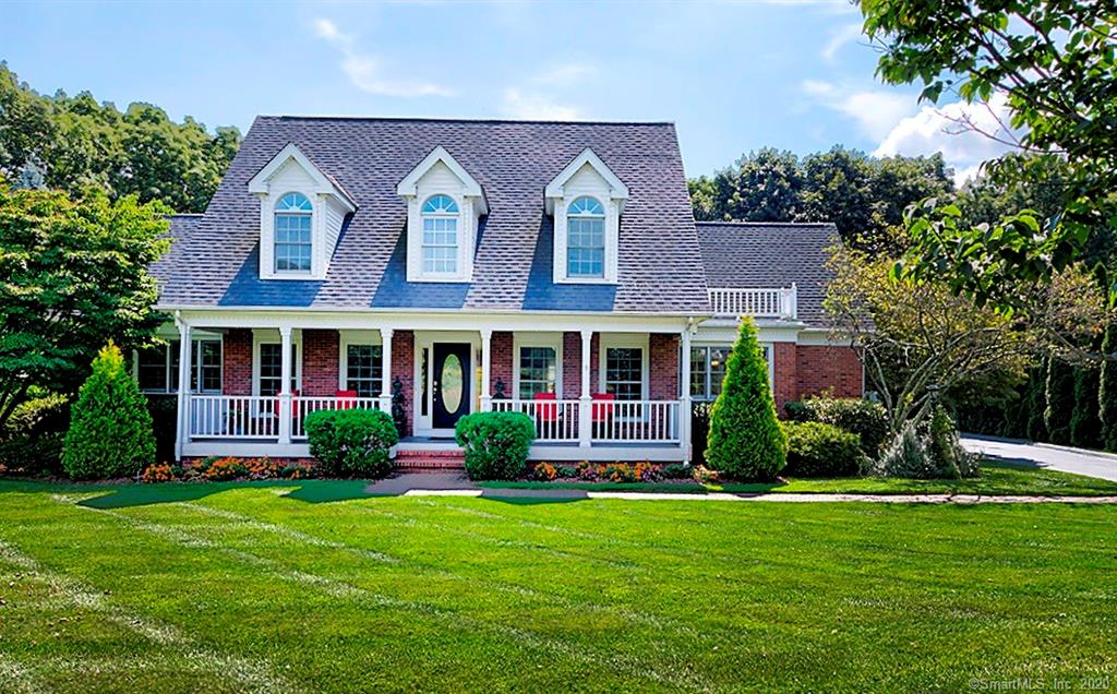 7 Jennifer Drive North Haven CT 06473