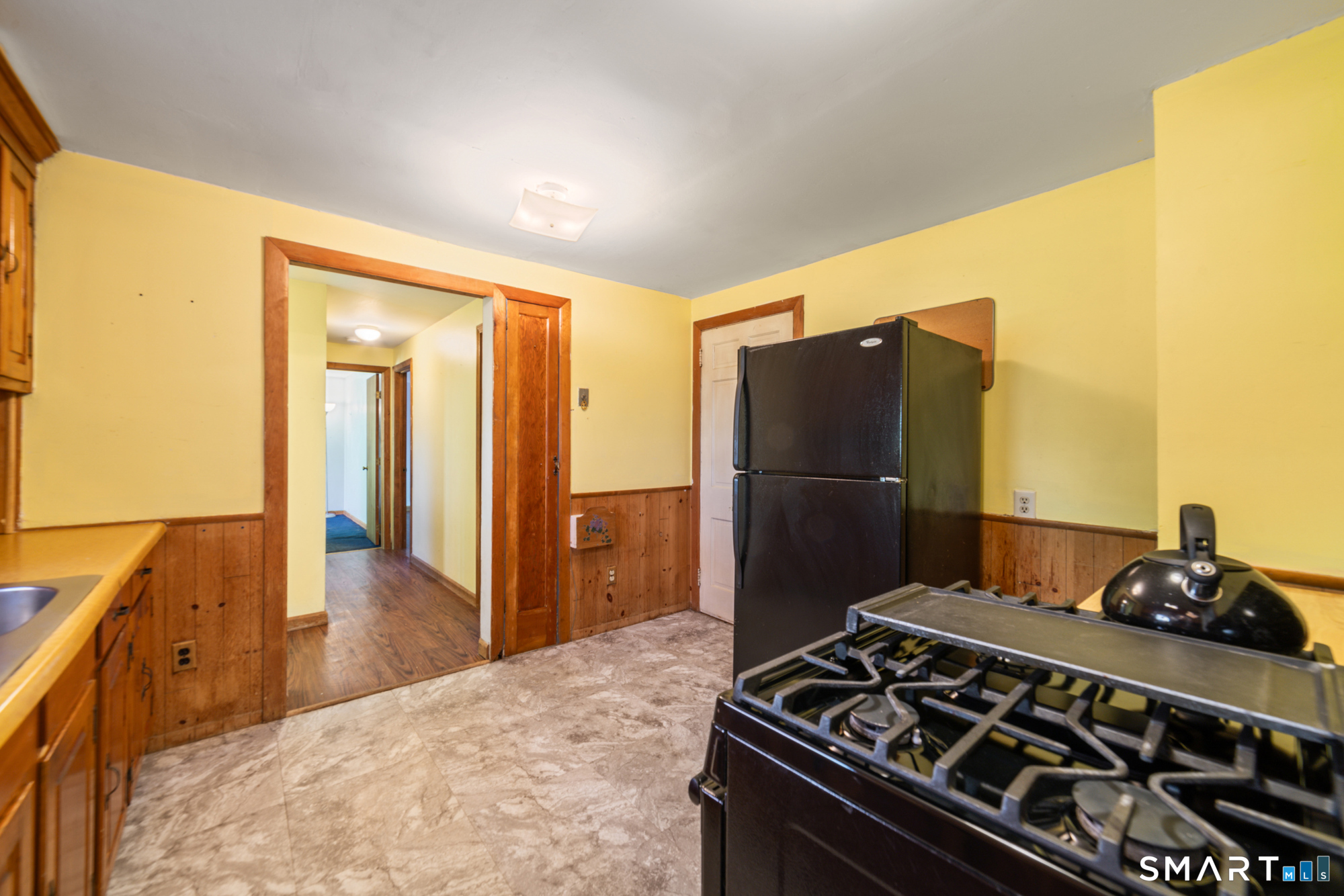189 Andrew Avenue Naugatuck CT 06770