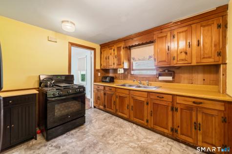 189 Andrew Avenue Naugatuck CT 06770