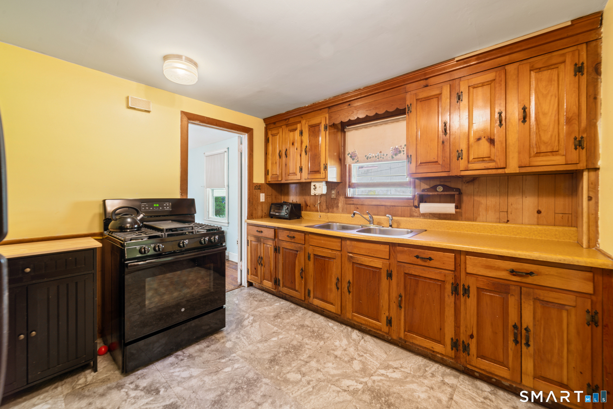 189 Andrew Avenue Naugatuck CT 06770