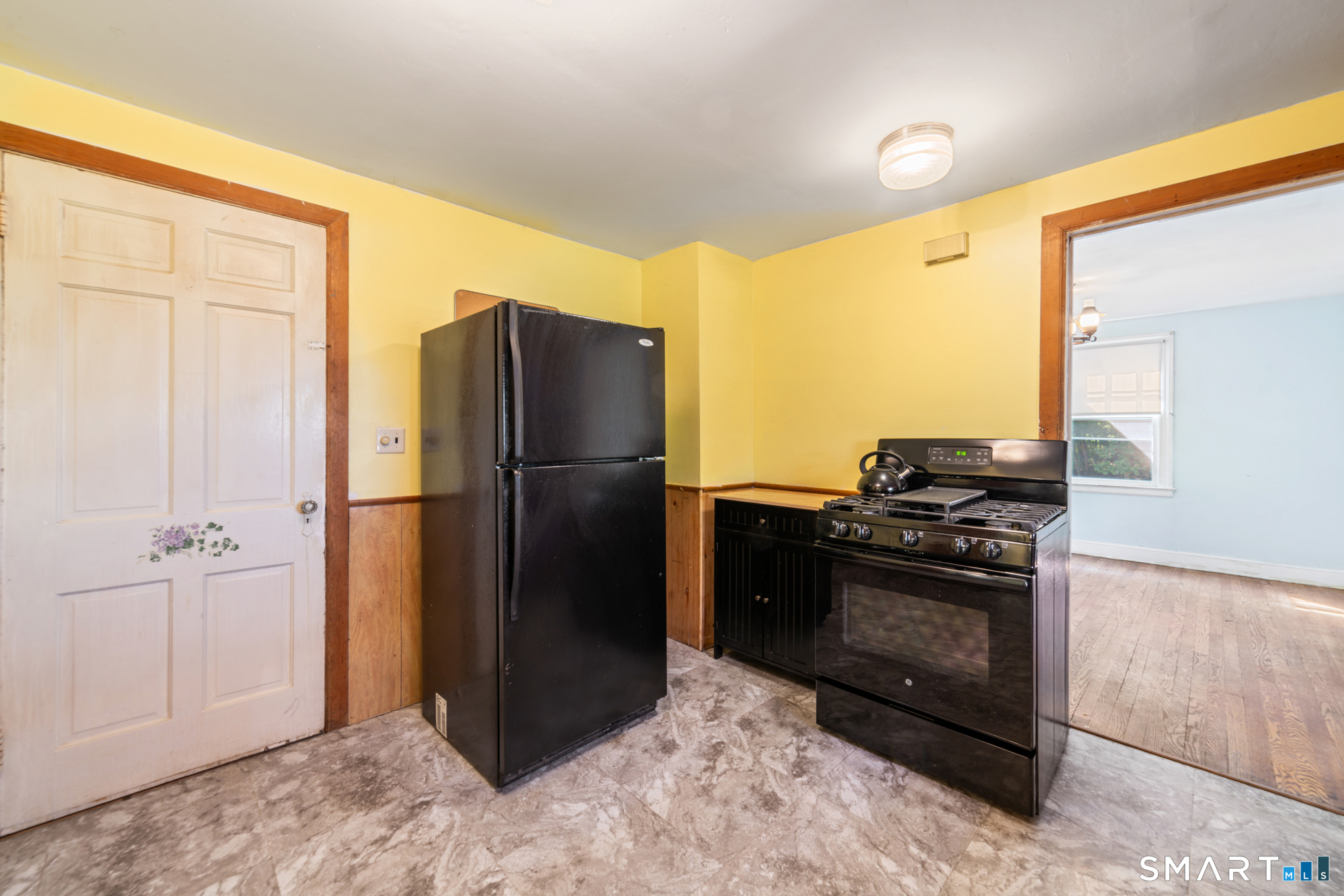 189 Andrew Avenue Naugatuck CT 06770
