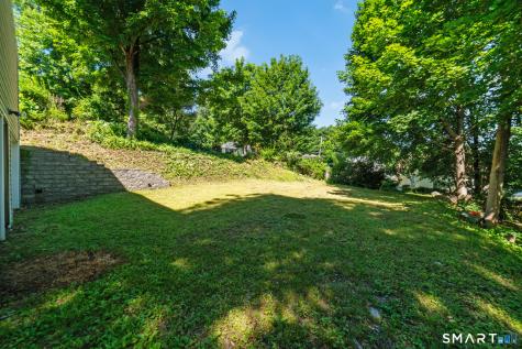 189 Andrew Avenue Naugatuck CT 06770
