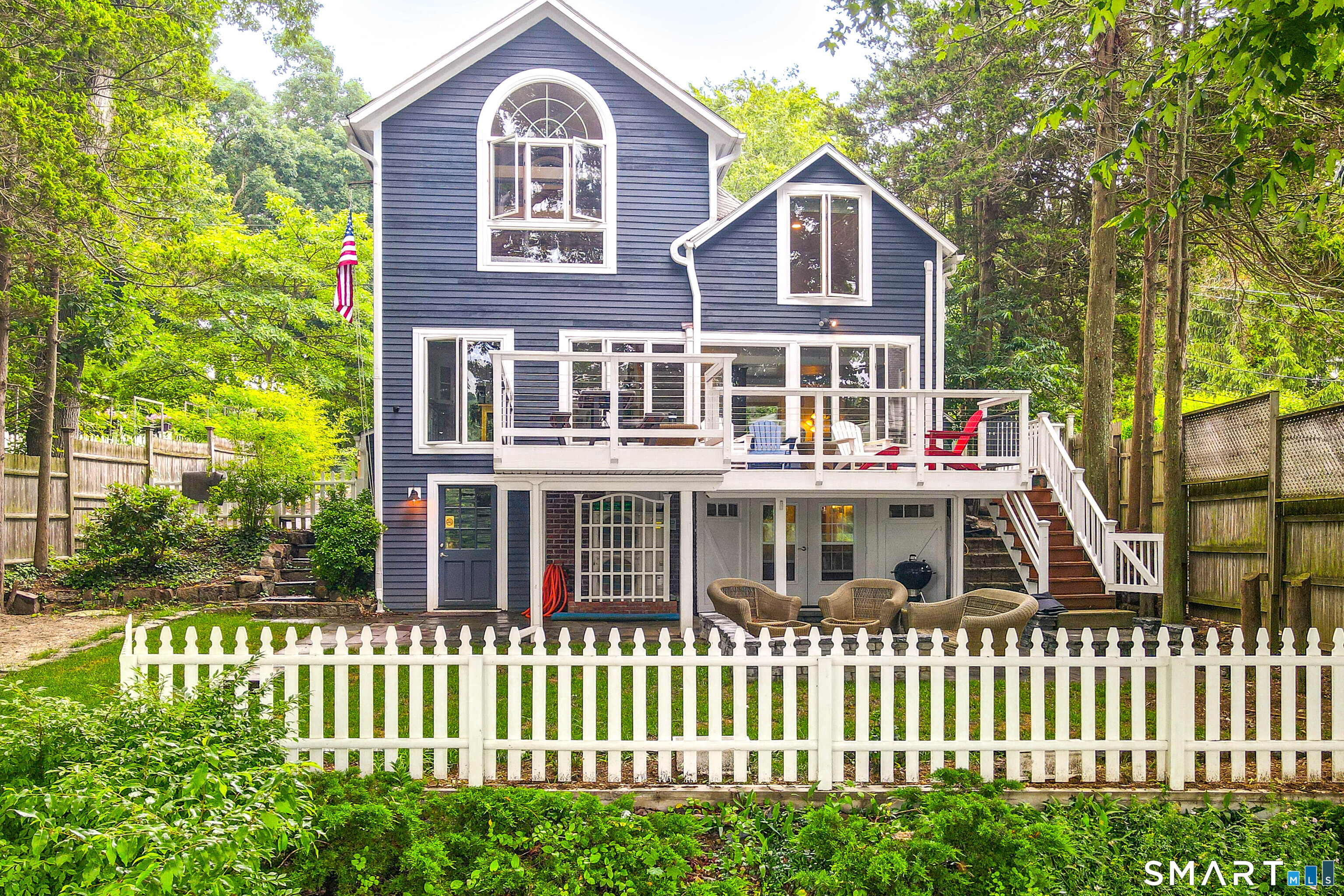 11 Stanton Street Waterford CT 06385