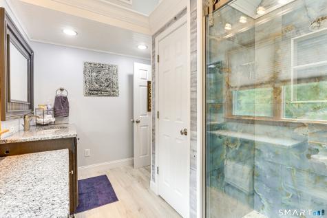 11 Stanton Street Waterford CT 06385
