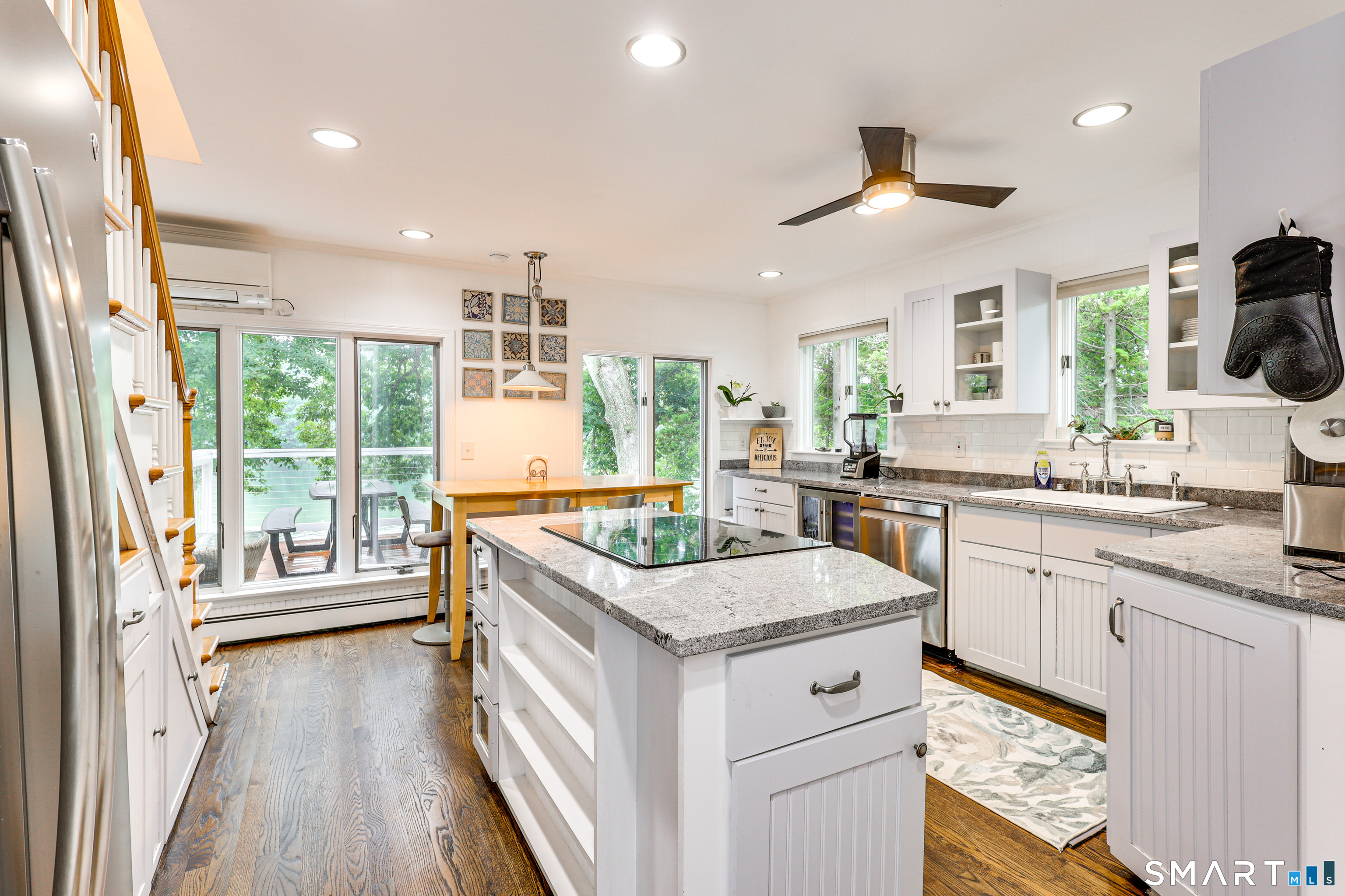 11 Stanton Street Waterford CT 06385