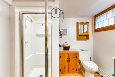 11 Stanton Street Waterford CT 06385