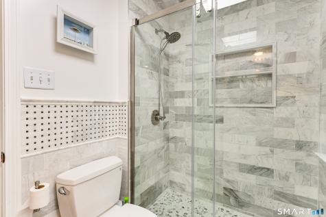 11 Stanton Street Waterford CT 06385