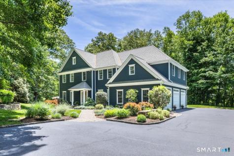 7 Pinnacle Drive Newtown CT 06470