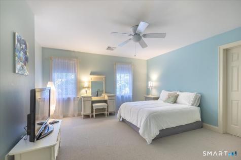 7 Pinnacle Drive Newtown CT 06470