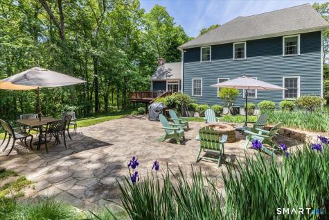 7 Pinnacle Drive Newtown CT 06470