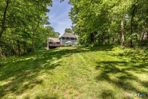 7 Pinnacle Drive Newtown CT 06470