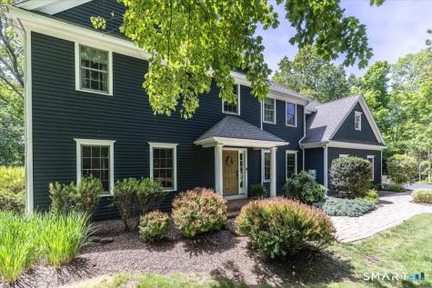 7 Pinnacle Drive Newtown CT 06470