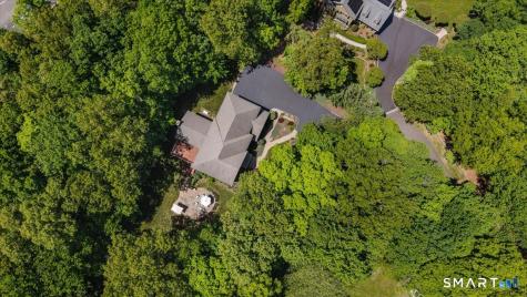 7 Pinnacle Drive Newtown CT 06470