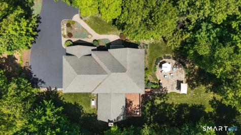 7 Pinnacle Drive Newtown CT 06470