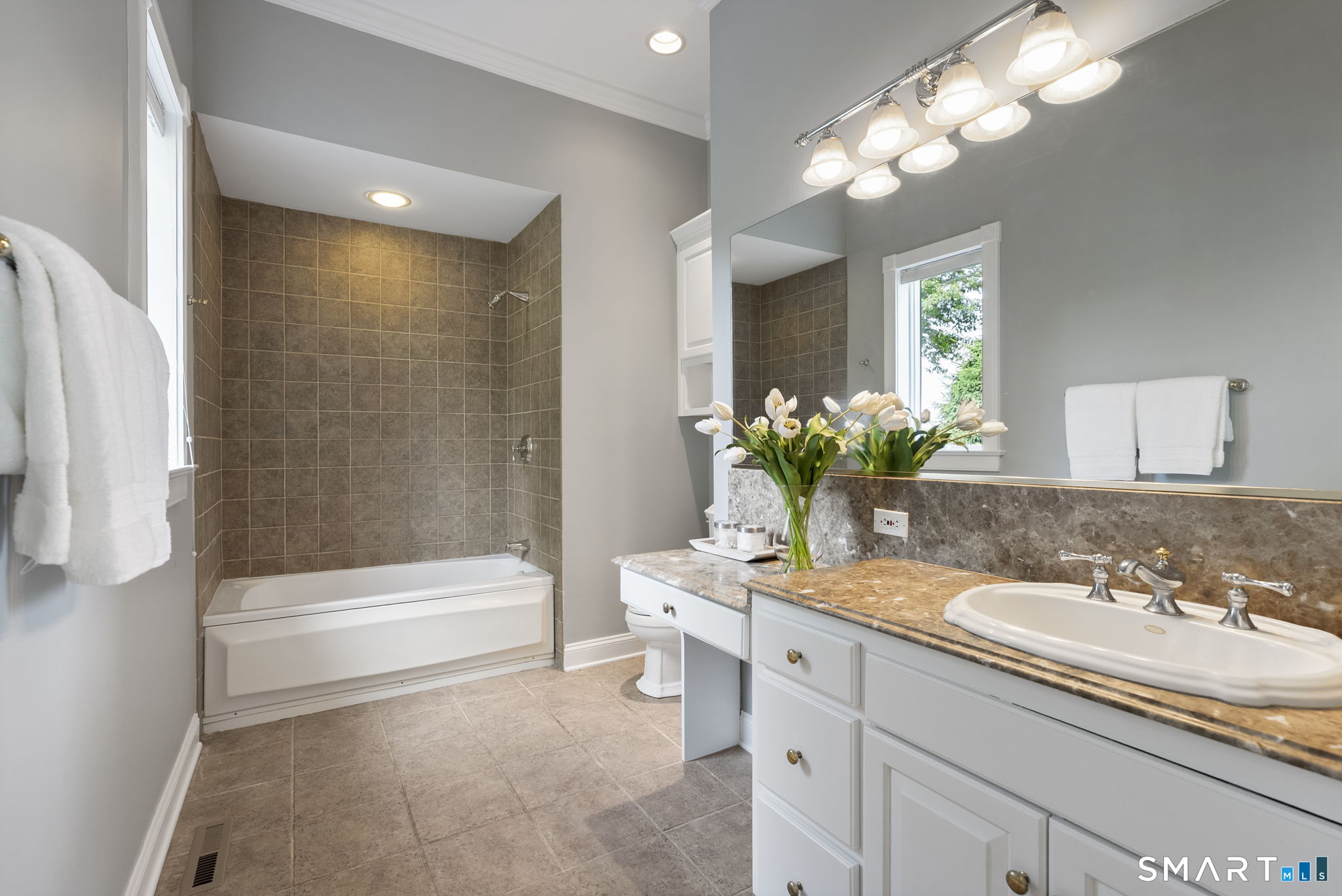 30 Daniel Trace Burlington CT 06013