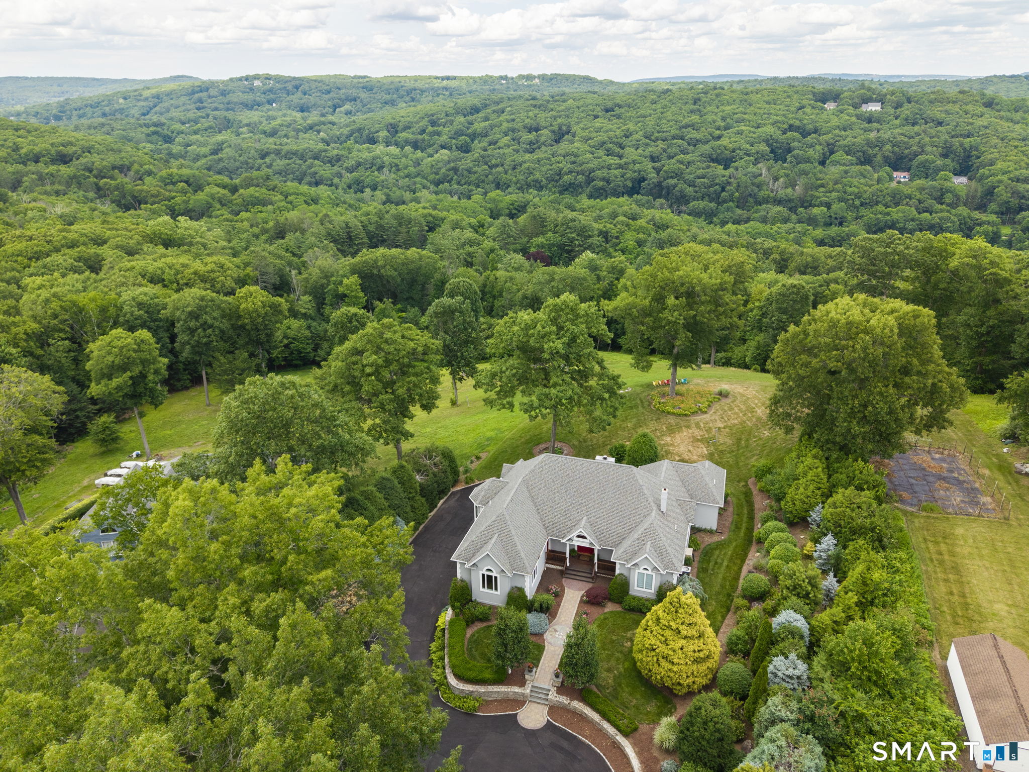 30 Daniel Trace Burlington CT 06013