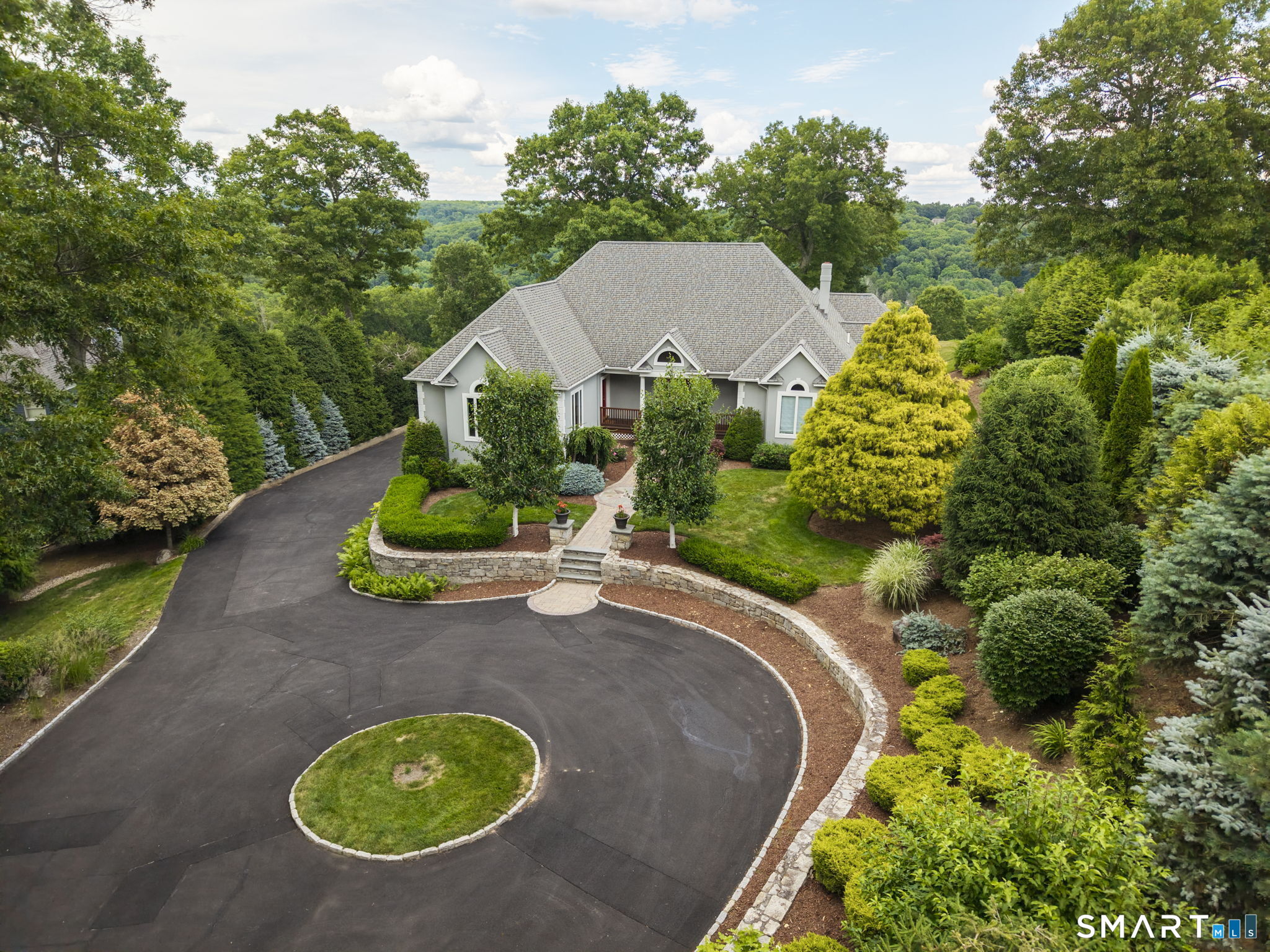 30 Daniel Trace Burlington CT 06013