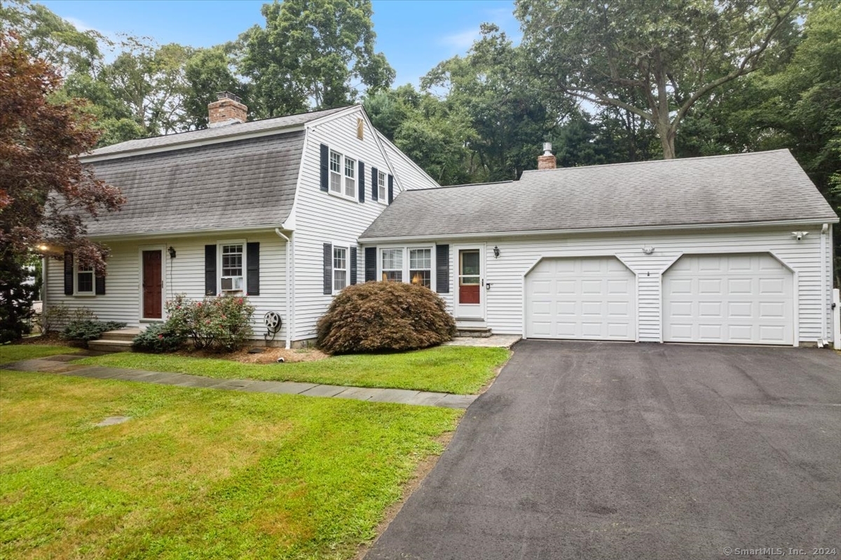 19 Kitteridge Hill Road Old Saybrook CT 06475