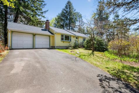 14 Deepwood Road Simsbury CT 06070