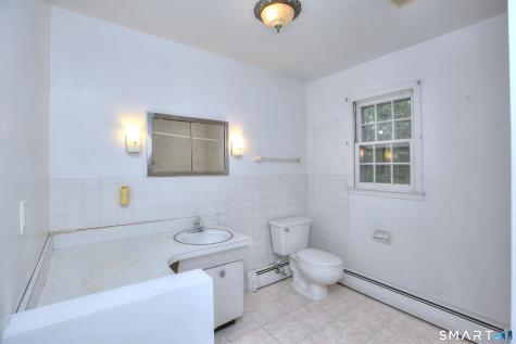 64 Russ Road Trumbull CT 06611