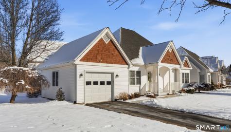 170 Thistle Pond Drive Bloomfield CT 06002